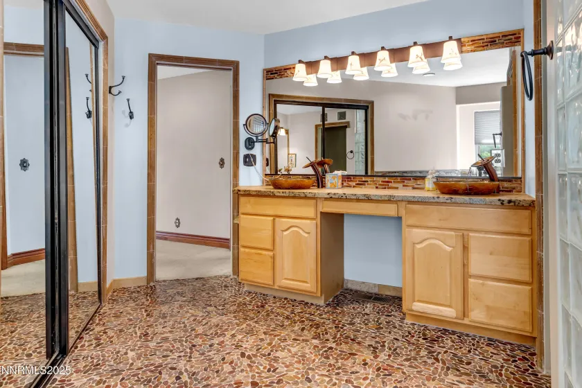 846 Zolezzi, Reno, Nevada 89511, 4 Bedrooms Bedrooms, ,3 BathroomsBathrooms,Residential,Residential,Zolezzi,250056601