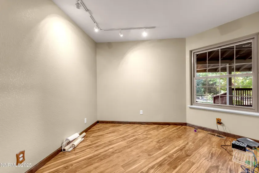 846 Zolezzi, Reno, Nevada 89511, 4 Bedrooms Bedrooms, ,3 BathroomsBathrooms,Residential,Residential,Zolezzi,250056601