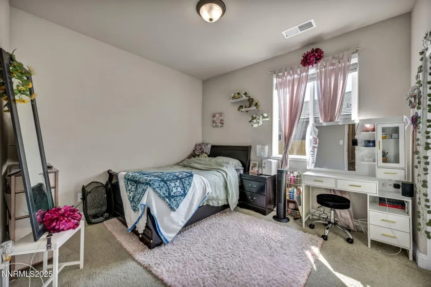 1071 Iron King, Sparks, Nevada 89441, 3 Bedrooms Bedrooms, ,2 BathroomsBathrooms,Residential,Residential,Iron King,250056606