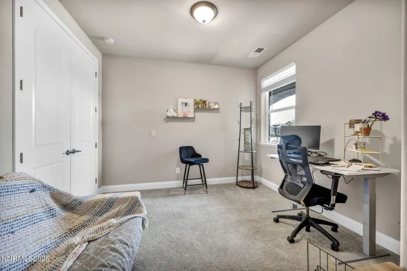 1071 Iron King, Sparks, Nevada 89441, 3 Bedrooms Bedrooms, ,2 BathroomsBathrooms,Residential,Residential,Iron King,250056606