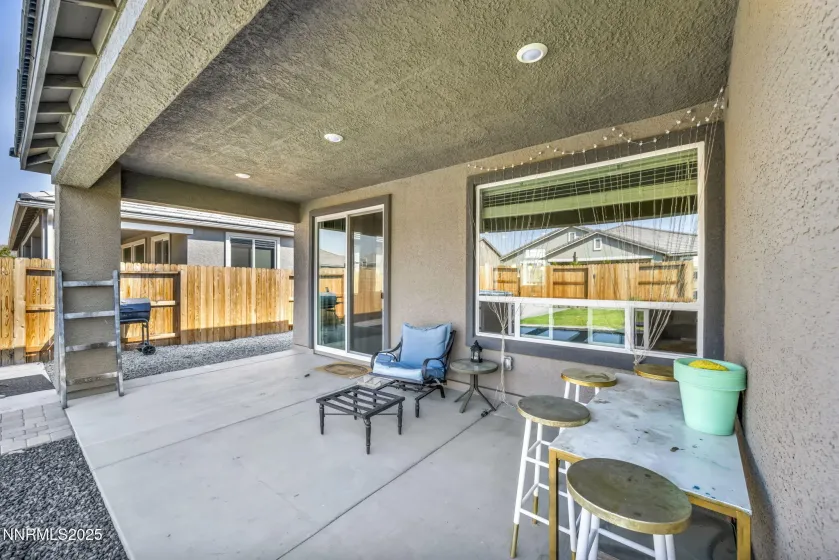 1071 Iron King, Sparks, Nevada 89441, 3 Bedrooms Bedrooms, ,2 BathroomsBathrooms,Residential,Residential,Iron King,250056606