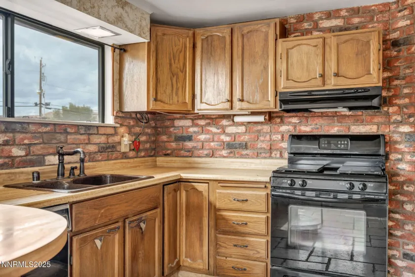 167 7th, Sun Valley, Nevada 89433, 3 Bedrooms Bedrooms, ,2 BathroomsBathrooms,Residential,Residential,7th,250056627