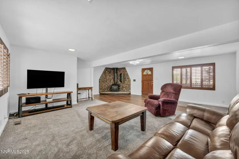 167 7th, Sun Valley, Nevada 89433, 3 Bedrooms Bedrooms, ,2 BathroomsBathrooms,Residential,Residential,7th,250056627