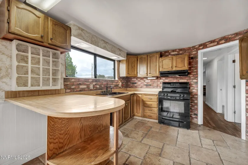 167 7th, Sun Valley, Nevada 89433, 3 Bedrooms Bedrooms, ,2 BathroomsBathrooms,Residential,Residential,7th,250056627