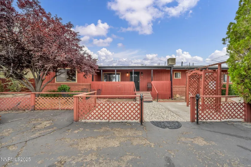 167 7th, Sun Valley, Nevada 89433, 3 Bedrooms Bedrooms, ,2 BathroomsBathrooms,Residential,Residential,7th,250056627