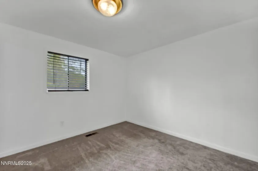 167 7th, Sun Valley, Nevada 89433, 3 Bedrooms Bedrooms, ,2 BathroomsBathrooms,Residential,Residential,7th,250056627