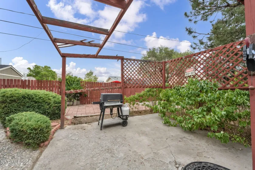 167 7th, Sun Valley, Nevada 89433, 3 Bedrooms Bedrooms, ,2 BathroomsBathrooms,Residential,Residential,7th,250056627