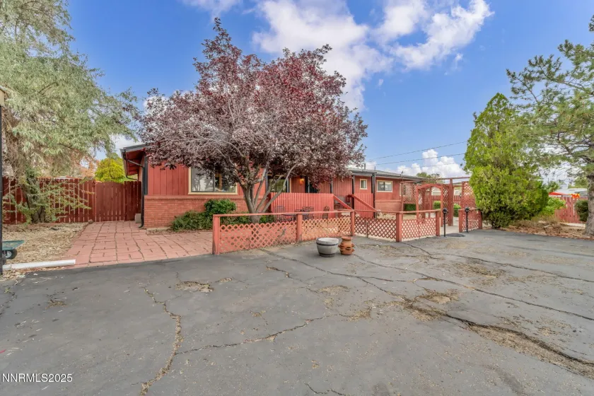 167 7th, Sun Valley, Nevada 89433, 3 Bedrooms Bedrooms, ,2 BathroomsBathrooms,Residential,Residential,7th,250056627