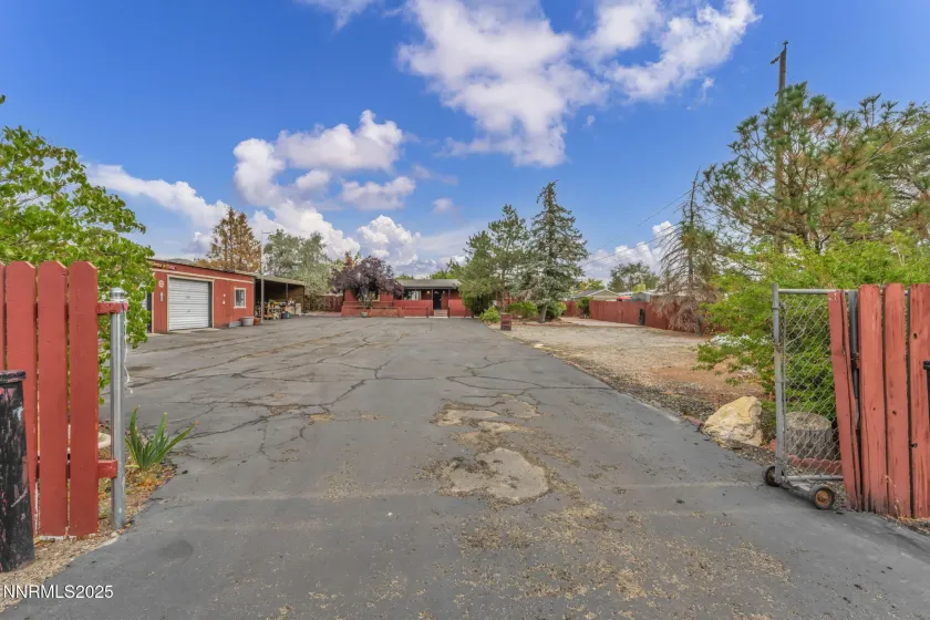 167 7th, Sun Valley, Nevada 89433, 3 Bedrooms Bedrooms, ,2 BathroomsBathrooms,Residential,Residential,7th,250056627