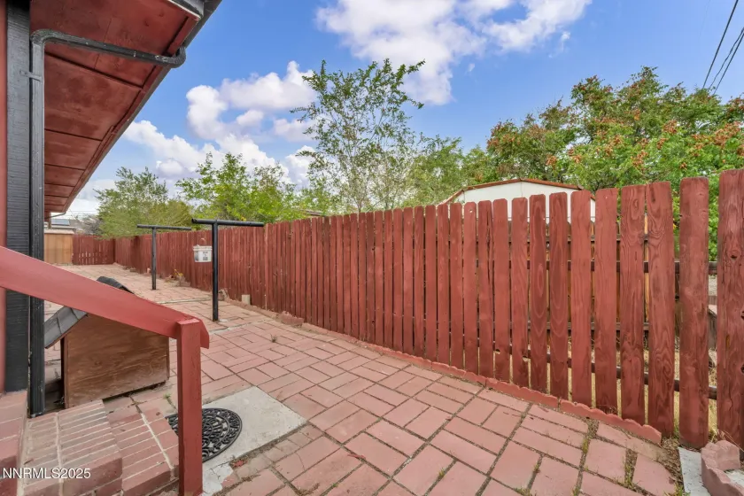 167 7th, Sun Valley, Nevada 89433, 3 Bedrooms Bedrooms, ,2 BathroomsBathrooms,Residential,Residential,7th,250056627