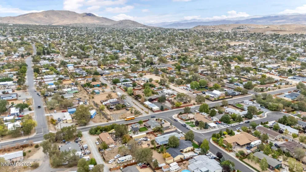 167 7th, Sun Valley, Nevada 89433, 3 Bedrooms Bedrooms, ,2 BathroomsBathrooms,Residential,Residential,7th,250056627