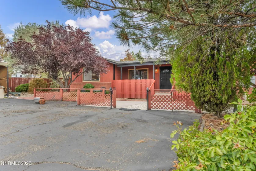 167 7th, Sun Valley, Nevada 89433, 3 Bedrooms Bedrooms, ,2 BathroomsBathrooms,Residential,Residential,7th,250056627