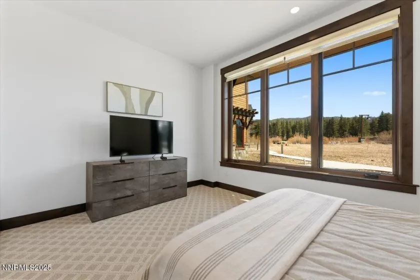 46 Beach Club, Stateline, Nevada 89449, 2 Bedrooms Bedrooms, ,3 BathroomsBathrooms,Residential,Residential,Beach Club,250056631