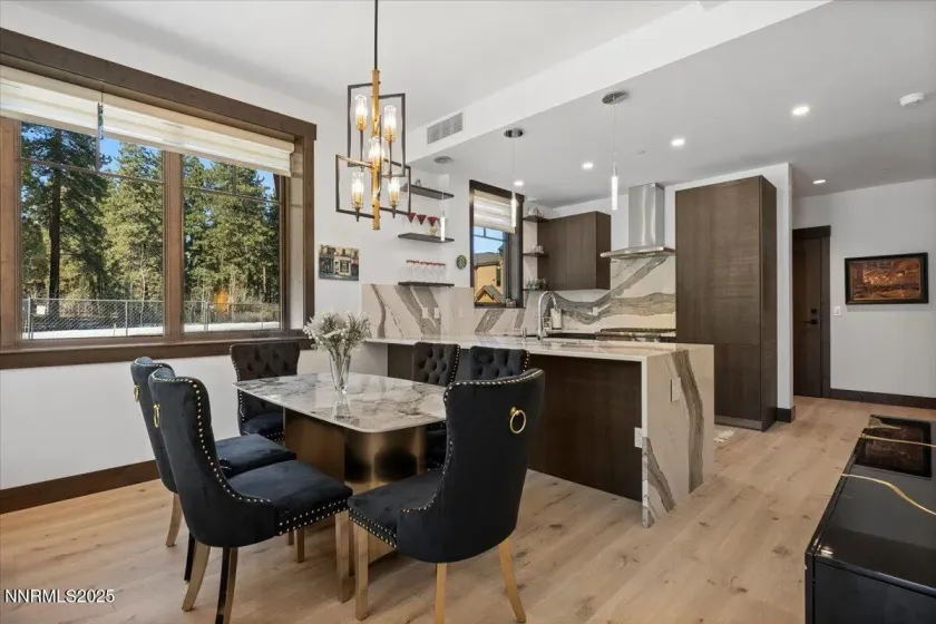 46 Beach Club, Stateline, Nevada 89449, 2 Bedrooms Bedrooms, ,3 BathroomsBathrooms,Residential,Residential,Beach Club,250056631