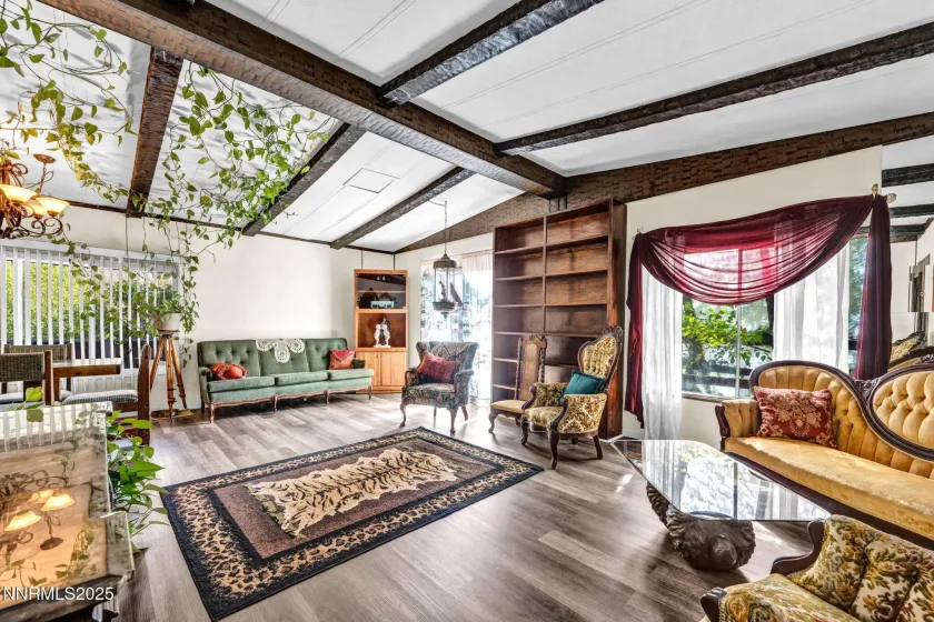 4000 Bobolink, Reno, Nevada 89508, 3 Bedrooms Bedrooms, ,2 BathroomsBathrooms,Residential,Residential,Bobolink,250056637