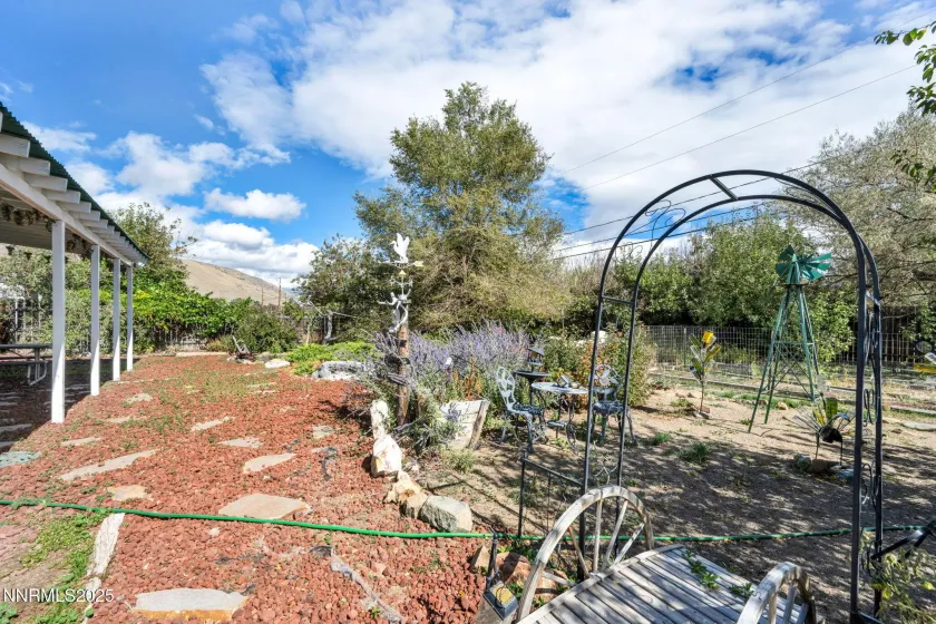 4000 Bobolink, Reno, Nevada 89508, 3 Bedrooms Bedrooms, ,2 BathroomsBathrooms,Residential,Residential,Bobolink,250056637