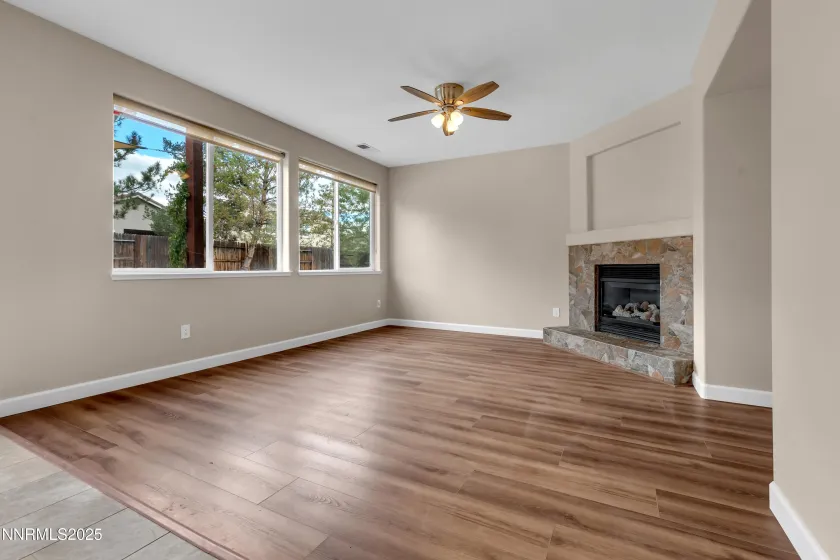 10595 Baton, Reno, Nevada 89521, 4 Bedrooms Bedrooms, ,3 BathroomsBathrooms,Residential,Residential,Baton,250056641