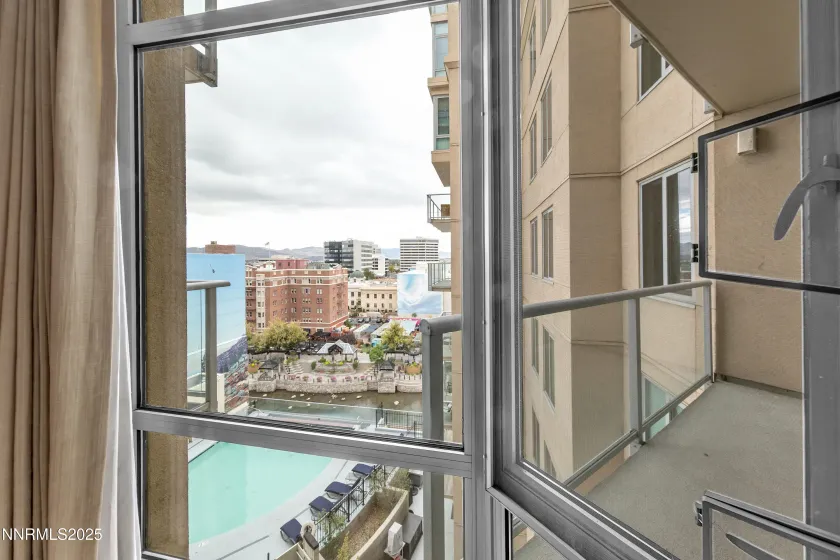 50 Sierra, Reno, Nevada 89501, 2 Bedrooms Bedrooms, ,2 BathroomsBathrooms,Residential,Residential,Sierra,250056644