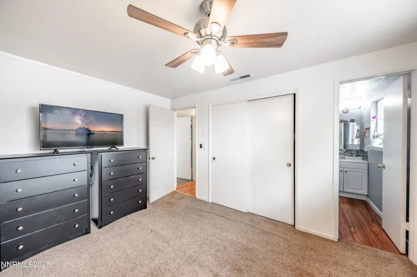 1193 Manhattan, Gardnerville, Nevada 89460, 3 Bedrooms Bedrooms, ,2 BathroomsBathrooms,Residential,Residential,Manhattan,250056653