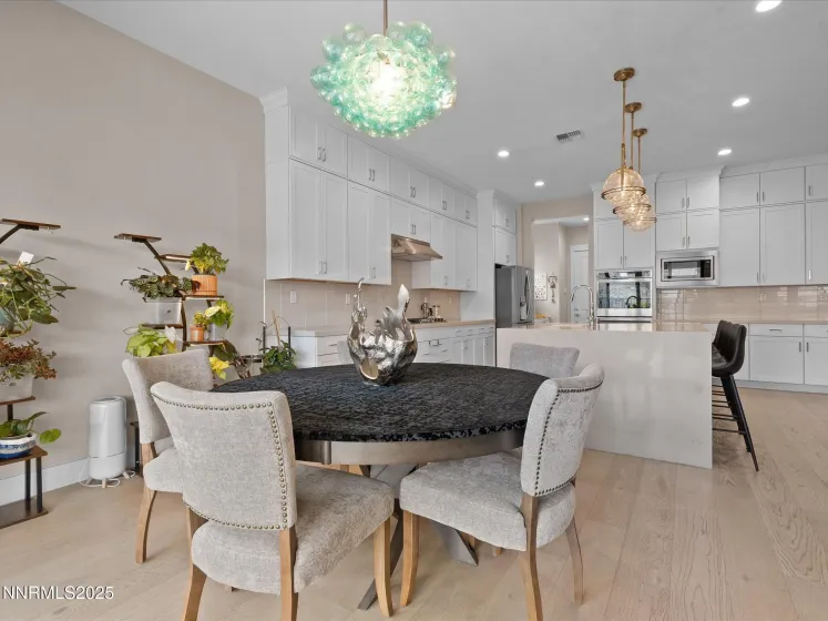 15026 Iron River, Reno, Nevada 89521, 3 Bedrooms Bedrooms, ,3 BathroomsBathrooms,Residential,Residential,Iron River,250056661