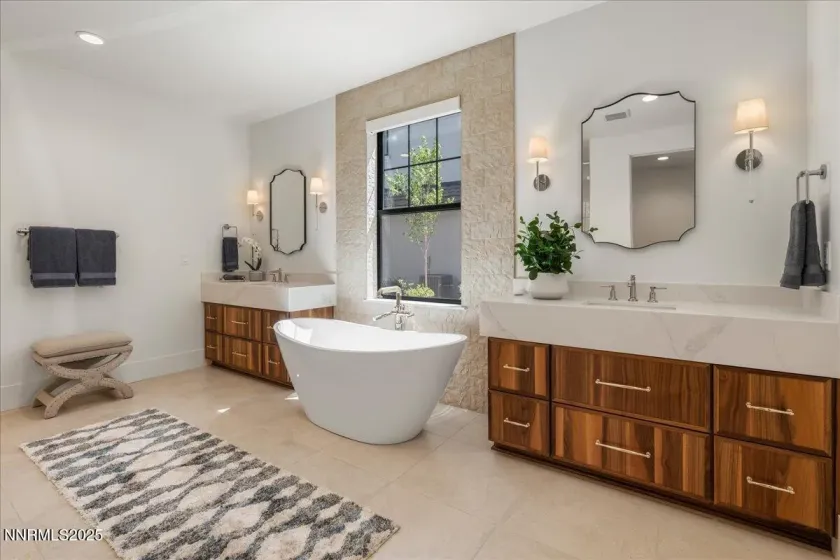 20555 Latour, Reno, Nevada 89511, 5 Bedrooms Bedrooms, ,5 BathroomsBathrooms,Residential,Residential,Latour,250056663