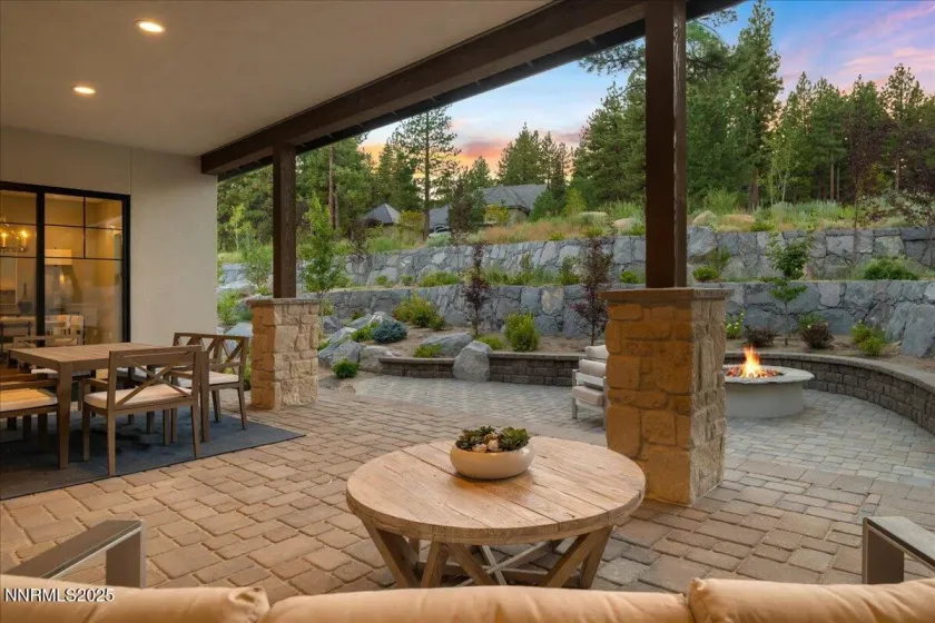 20555 Latour, Reno, Nevada 89511, 5 Bedrooms Bedrooms, ,5 BathroomsBathrooms,Residential,Residential,Latour,250056663