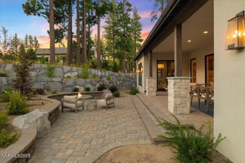 20555 Latour, Reno, Nevada 89511, 5 Bedrooms Bedrooms, ,5 BathroomsBathrooms,Residential,Residential,Latour,250056663