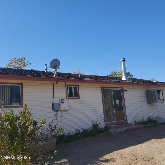 315 Pine, Hawthorne, Nevada 89415, 3 Bedrooms Bedrooms, ,1 BathroomBathrooms,Residential,Residential,Pine,250056675