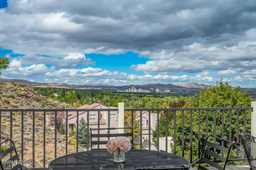 2220 Stone Mountain, Reno, Nevada 89519, 3 Bedrooms Bedrooms, ,3 BathroomsBathrooms,Residential,Residential,Stone Mountain,250056676