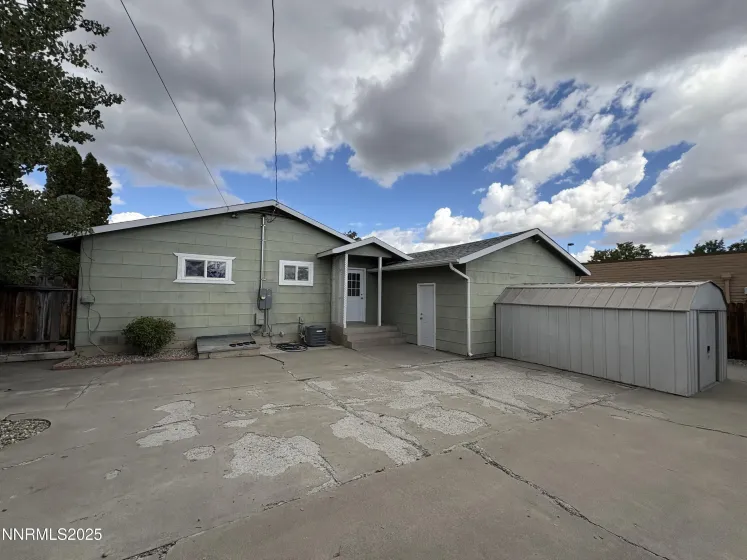 230 Glenmanor, Reno, Nevada 89509, 2 Bedrooms Bedrooms, ,1 BathroomBathrooms,Residential,Residential,Glenmanor,250056681