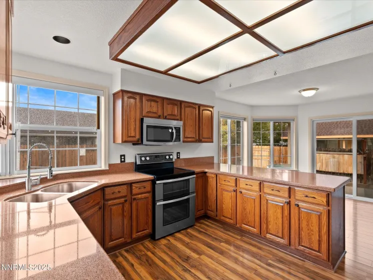 548 Briarwood, Carson City, Nevada 89701, 4 Bedrooms Bedrooms, ,3 BathroomsBathrooms,Residential,Residential,Briarwood,250056664