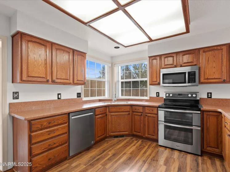 548 Briarwood, Carson City, Nevada 89701, 4 Bedrooms Bedrooms, ,3 BathroomsBathrooms,Residential,Residential,Briarwood,250056664