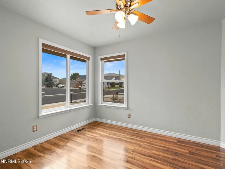 548 Briarwood, Carson City, Nevada 89701, 4 Bedrooms Bedrooms, ,3 BathroomsBathrooms,Residential,Residential,Briarwood,250056664