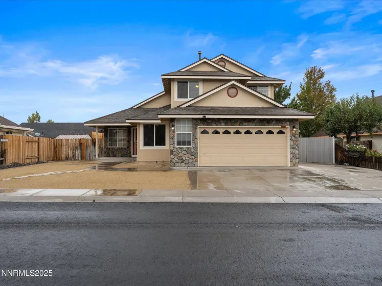 548 Briarwood, Carson City, Nevada 89701, 4 Bedrooms Bedrooms, ,3 BathroomsBathrooms,Residential,Residential,Briarwood,250056664
