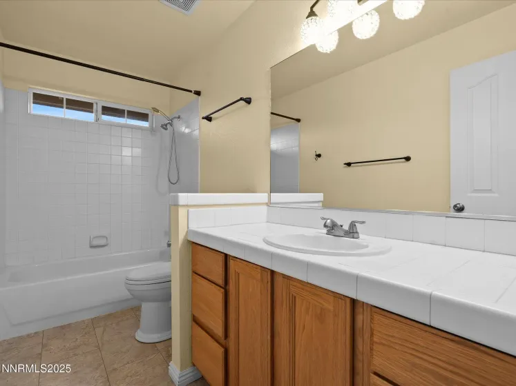 548 Briarwood, Carson City, Nevada 89701, 4 Bedrooms Bedrooms, ,3 BathroomsBathrooms,Residential,Residential,Briarwood,250056664