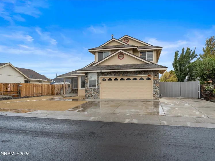548 Briarwood, Carson City, Nevada 89701, 4 Bedrooms Bedrooms, ,3 BathroomsBathrooms,Residential,Residential,Briarwood,250056664