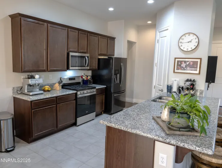 11043 Athabasca, Reno, Nevada 89506, 3 Bedrooms Bedrooms, ,2 BathroomsBathrooms,Residential,Residential,Athabasca,250056682