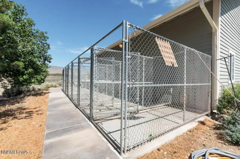 125 Columbia Hill, Reno, Nevada 89508, 4 Bedrooms Bedrooms, ,3 BathroomsBathrooms,Residential,Residential,Columbia Hill,250052925