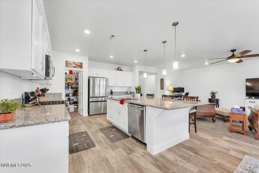 326 Bens, Fernley, Nevada 89408, 4 Bedrooms Bedrooms, ,3 BathroomsBathrooms,Residential,Residential,Bens,250056709