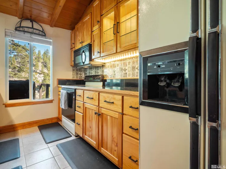 723 Gary, Stateline, Nevada 89449, 2 Bedrooms Bedrooms, ,2 BathroomsBathrooms,Residential,Residential,Gary,250005447