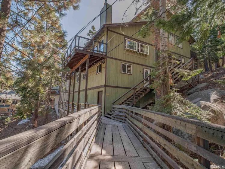 723 Gary, Stateline, Nevada 89449, 2 Bedrooms Bedrooms, ,2 BathroomsBathrooms,Residential,Residential,Gary,250005447