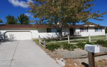 10300 Sutters Mill, Reno, Nevada 89508, 3 Bedrooms Bedrooms, ,2 BathroomsBathrooms,Residential,Residential,Sutters Mill,250056718