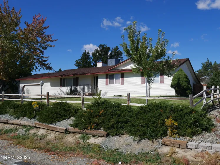 10300 Sutters Mill, Reno, Nevada 89508, 3 Bedrooms Bedrooms, ,2 BathroomsBathrooms,Residential,Residential,Sutters Mill,250056718