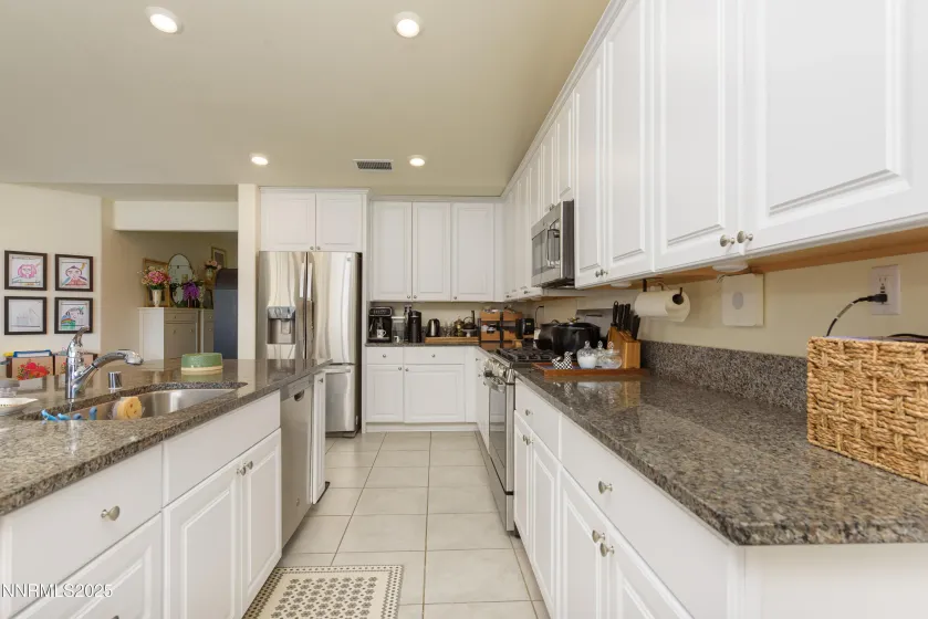 221 Snow, Dayton, Nevada 89403, 5 Bedrooms Bedrooms, ,3 BathroomsBathrooms,Residential,Residential,Snow,250056721