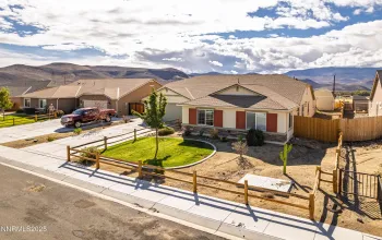 221 Snow, Dayton, Nevada 89403, 5 Bedrooms Bedrooms, ,3 BathroomsBathrooms,Residential,Residential,Snow,250056721