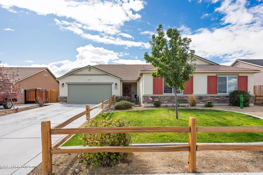 221 Snow, Dayton, Nevada 89403, 5 Bedrooms Bedrooms, ,3 BathroomsBathrooms,Residential,Residential,Snow,250056721