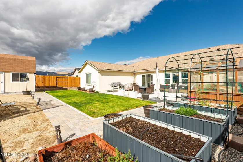 221 Snow, Dayton, Nevada 89403, 5 Bedrooms Bedrooms, ,3 BathroomsBathrooms,Residential,Residential,Snow,250056721