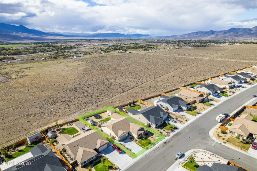 221 Snow, Dayton, Nevada 89403, 5 Bedrooms Bedrooms, ,3 BathroomsBathrooms,Residential,Residential,Snow,250056721