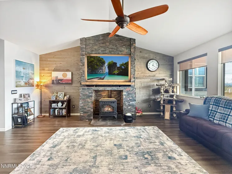 105 James Ranch, Reno, Nevada 89510, 3 Bedrooms Bedrooms, ,3 BathroomsBathrooms,Residential,Residential,James Ranch,250056720