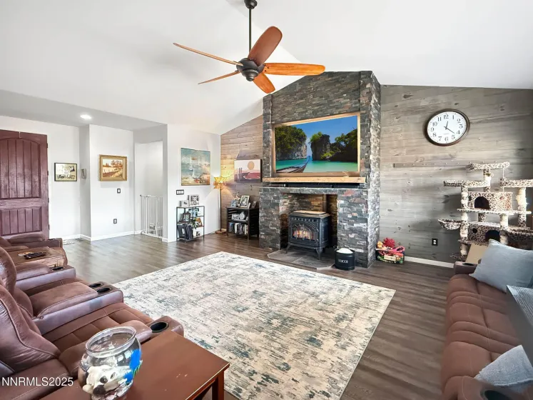 105 James Ranch, Reno, Nevada 89510, 3 Bedrooms Bedrooms, ,3 BathroomsBathrooms,Residential,Residential,James Ranch,250056720